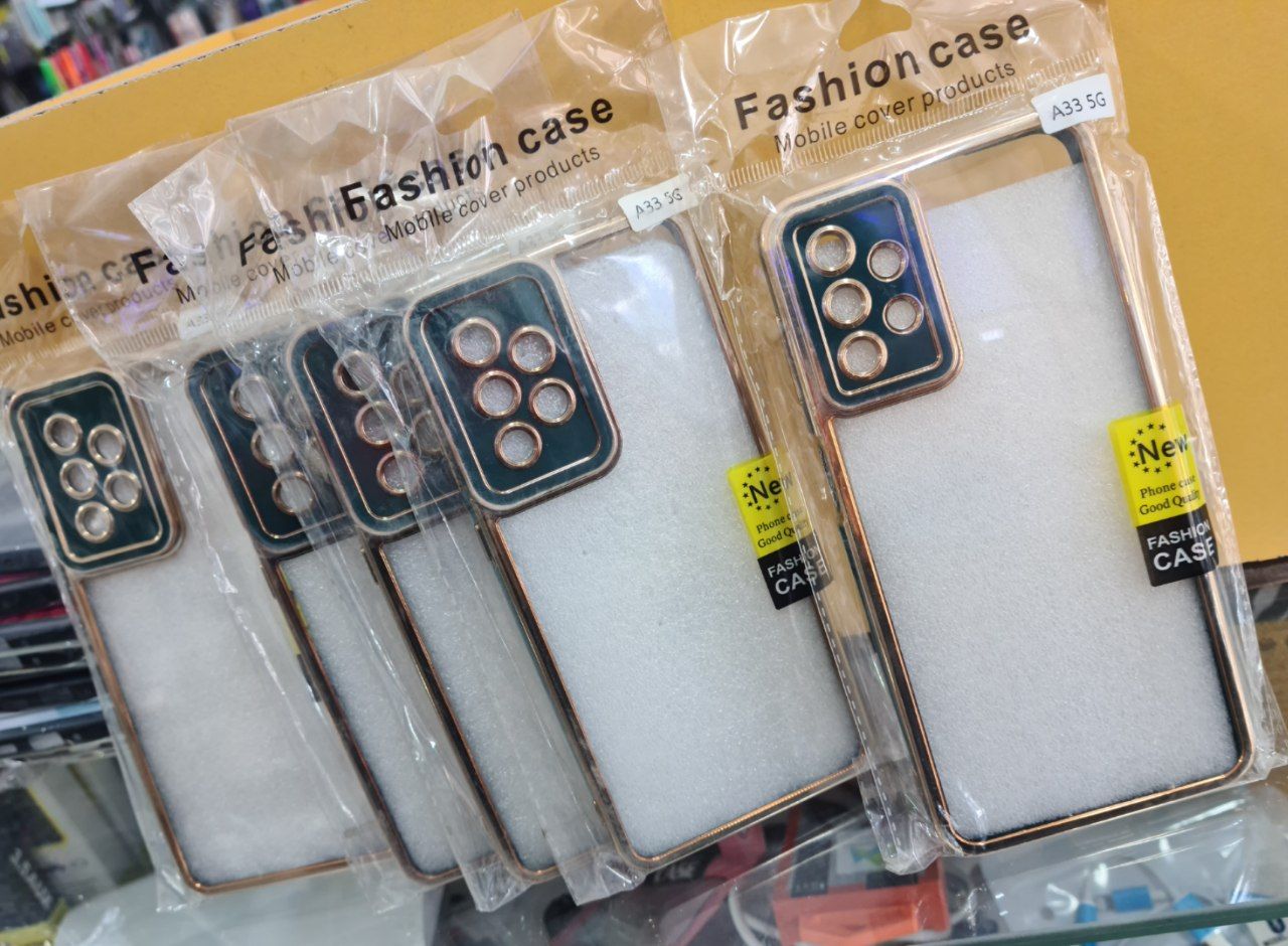 قاب دور طلایی