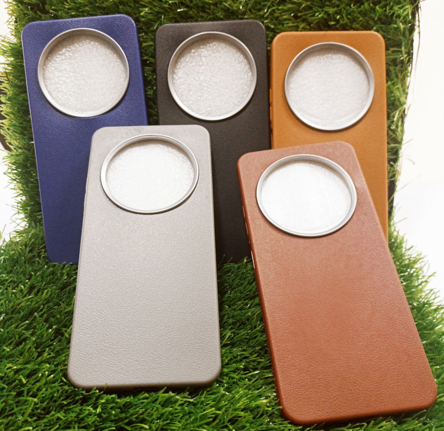 گارد چرم در پنج رنگ