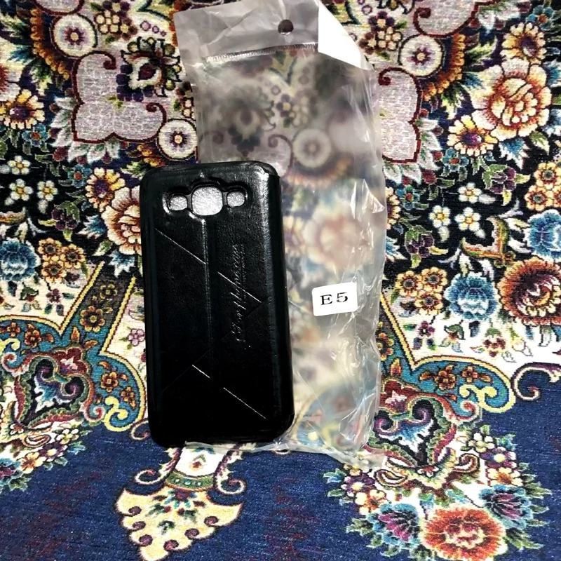 قاب SAMSUNG E5 سه