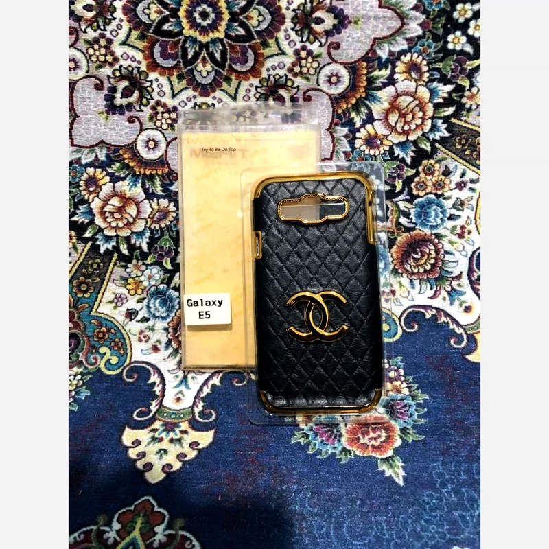 قاب SAMSUNG E5 چهار