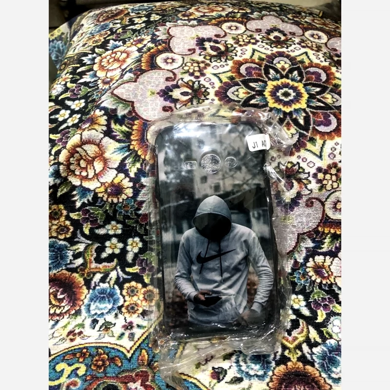قاب J1 ACE دوازده