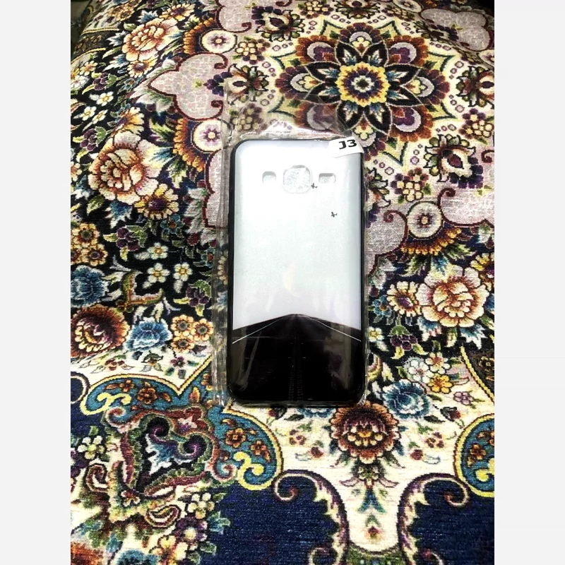 قاب J3 بیست و دو