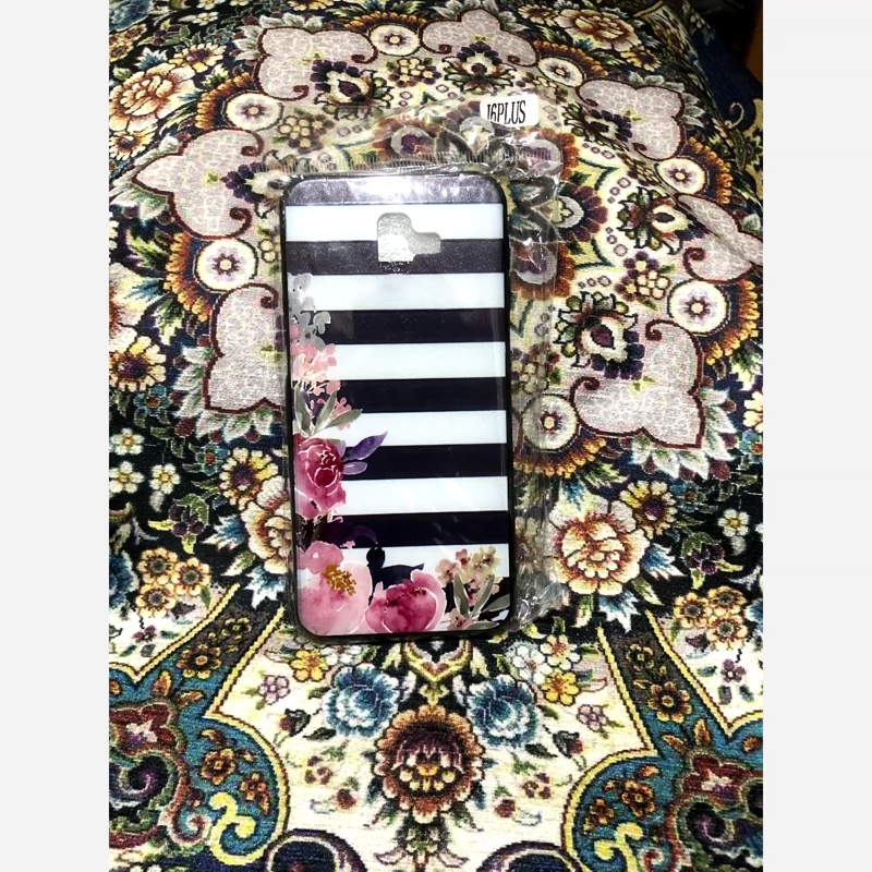 قاب J6 PLUS چهار