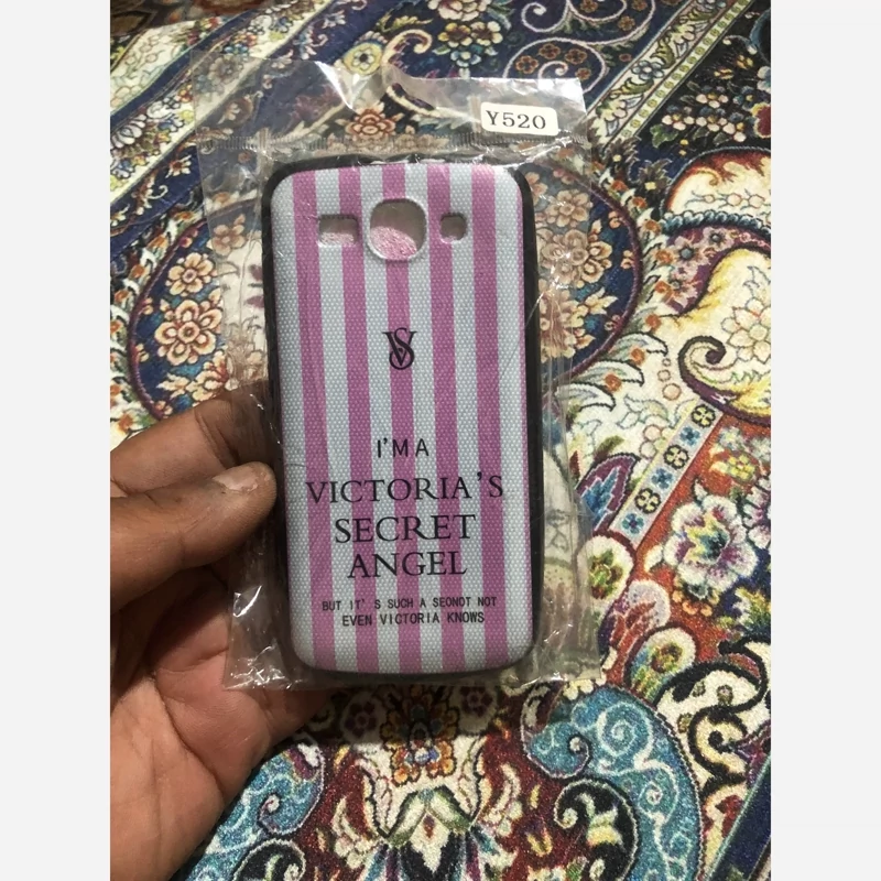قاب Y520 بیست و شش
