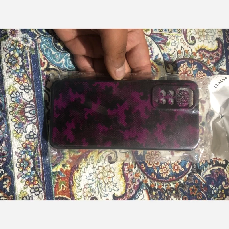 قاب NOTE 11 هفده