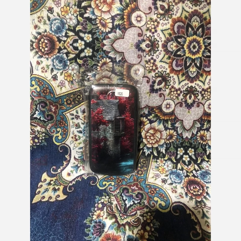 قاب Y520 نه