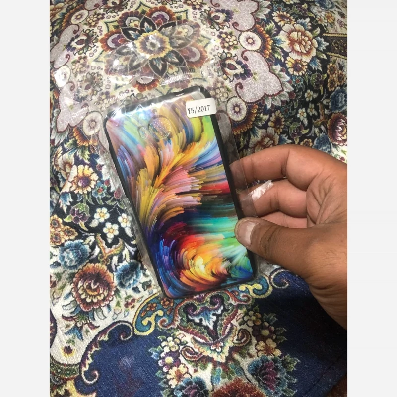قاب Y5 2017 ده