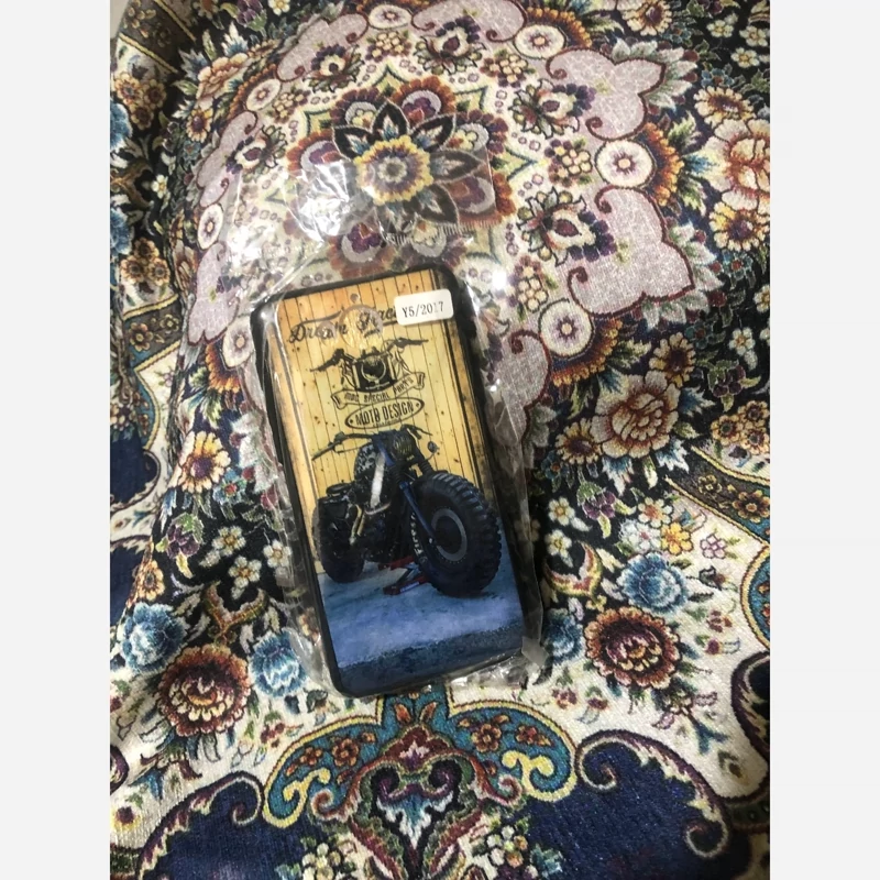 قاب Y5 2017 سه