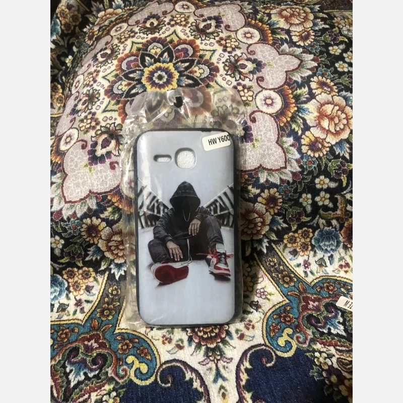 قاب Y600 شش